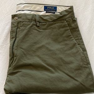 Men's Straight- classic Fit Stretch Chino Pants